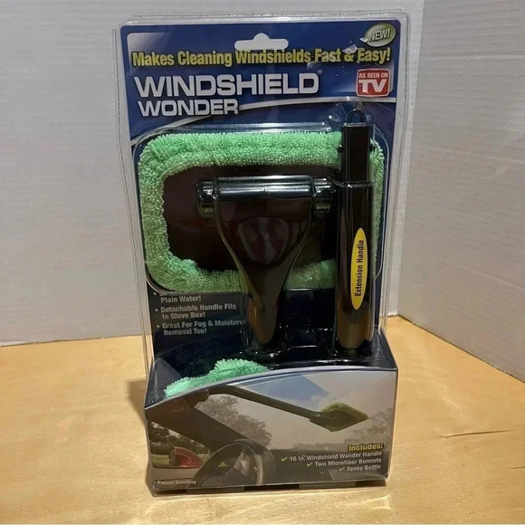Telebrands Windshield Wonder Microfiber Long Handled Cleaning Tool - Picture 1 of 8
